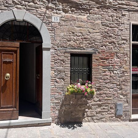 L'Inferno Di Dante Bed & Breakfast Gubbio Exterior foto