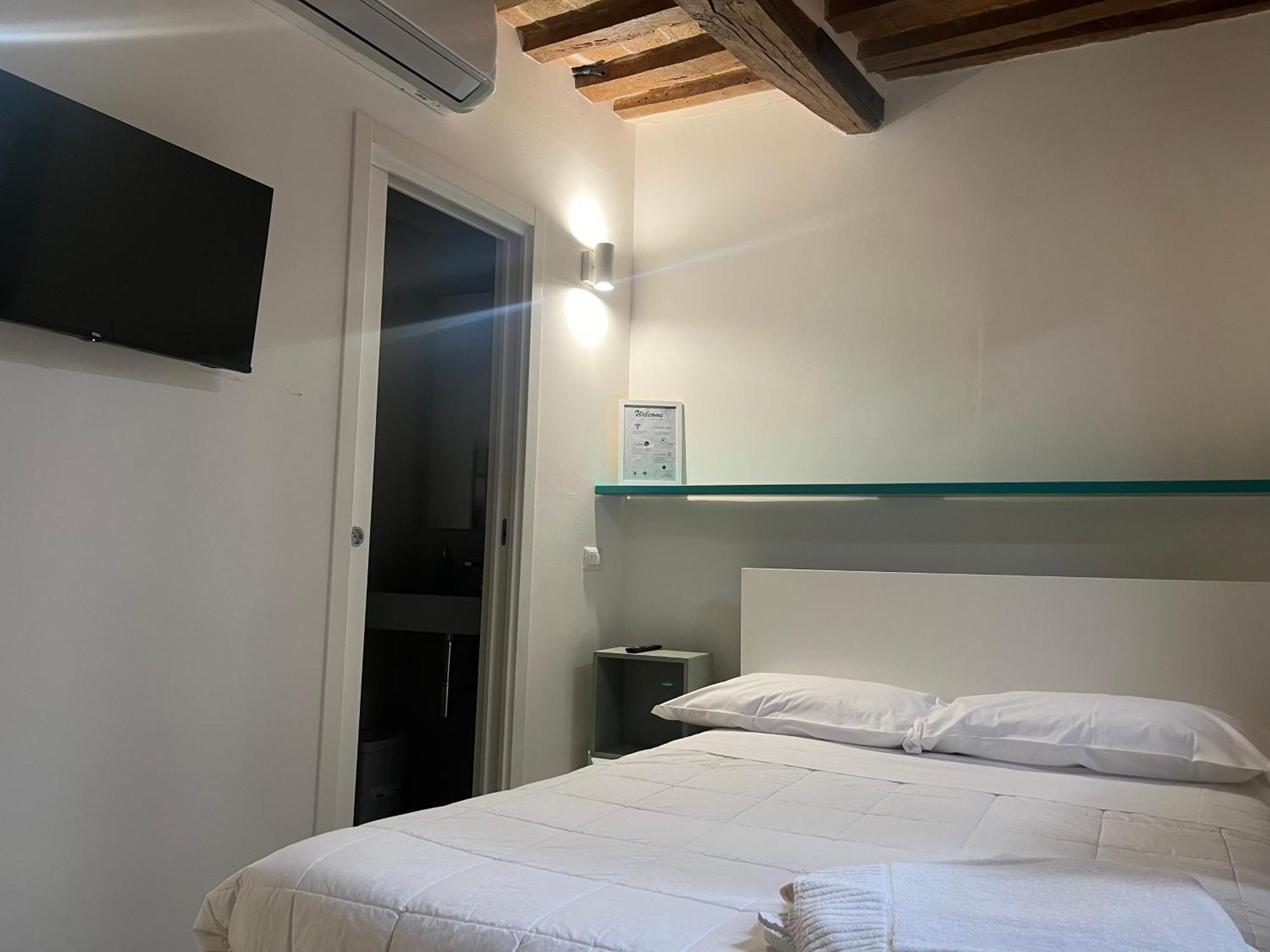 L'Inferno Di Dante Bed & Breakfast Gubbio Exterior foto