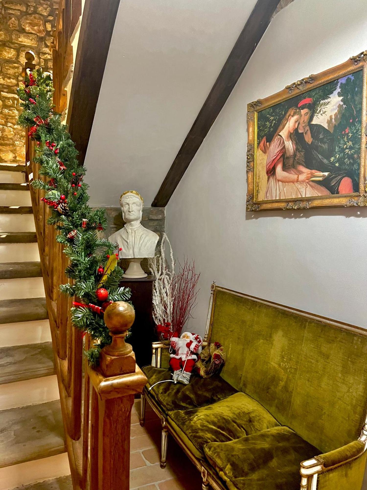 L'Inferno Di Dante Bed & Breakfast Gubbio Cameră foto