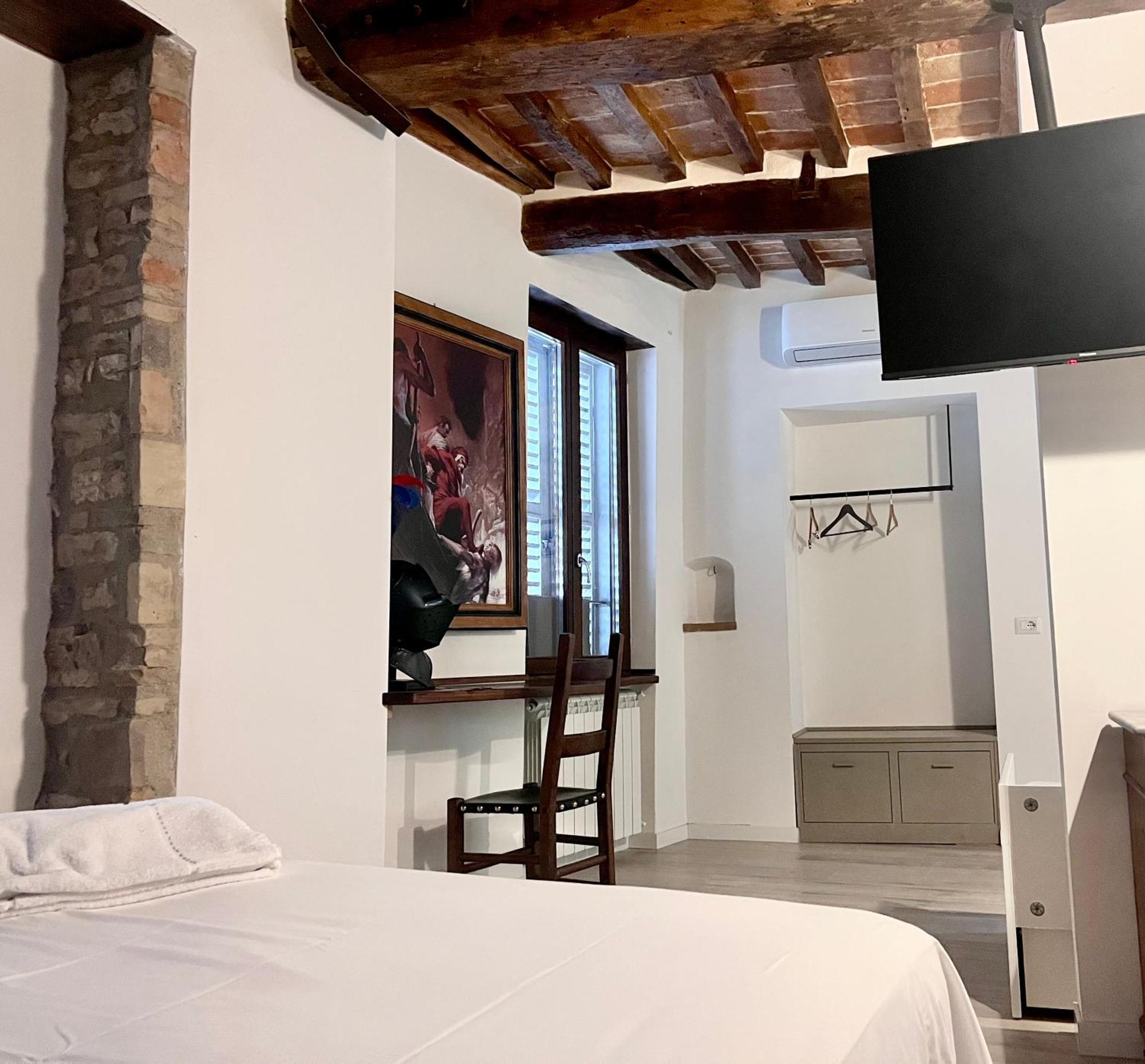 L'Inferno Di Dante Bed & Breakfast Gubbio Exterior foto