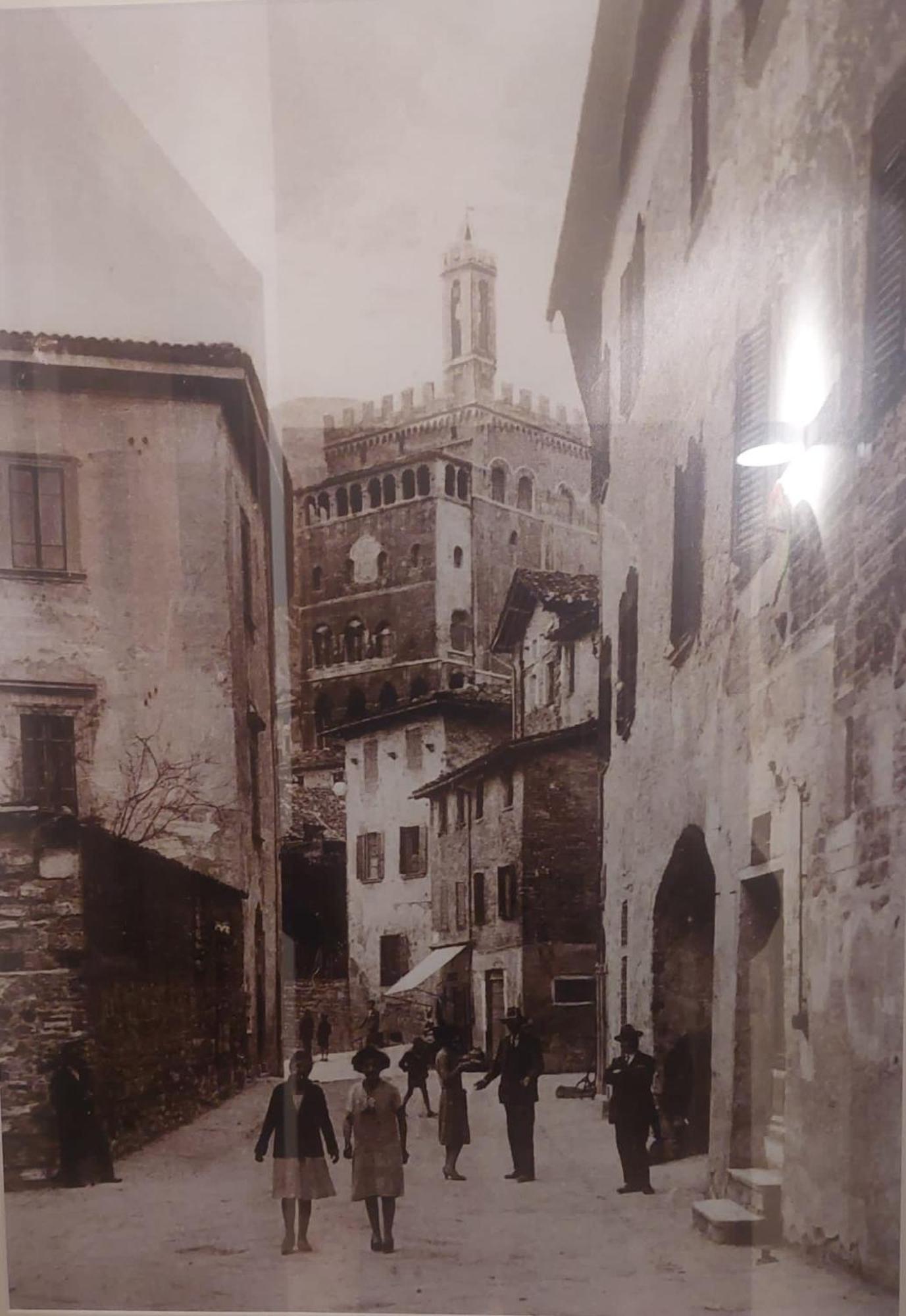 L'Inferno Di Dante Bed & Breakfast Gubbio Exterior foto